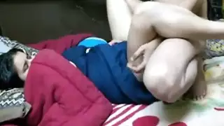 بنت حلوة صغيره ينيكها بوها مترجم