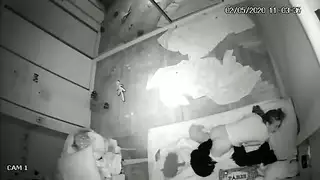 بنات يلحسون شرج راجل