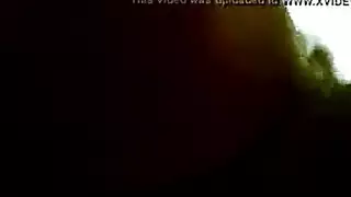 عربية خائنة brunette تمارس الجنس مع رجل أسود في السر