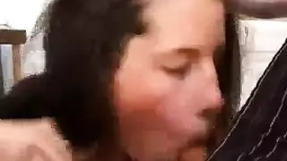  سمراء صريحة تمارس الجنس وتحب كلامه القذر