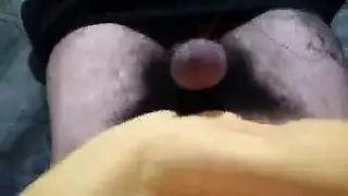 الرجل الموشوم يضرب فرج المراهقات بفحلين تشيكيين