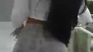 إيفلين جاي هي هواة ناضجة تقوم بعمل فيديو إباحي أثناء الاستحمام