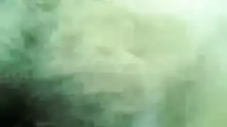 فتيان يعرضون ثقوبهم مشهد مثلي صريح