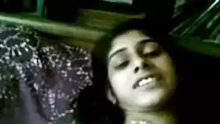 الطالبه والاكس