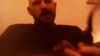 سباكة قاسية لفتاة شقراء مدخنة