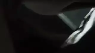 دمية جنس شقراء تتمص وتركب قضيباً كبيراً بجنون